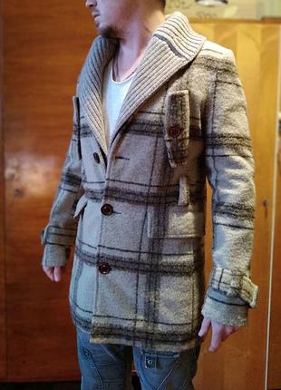 Пальто мужское шерстяное коричневое в клеточку