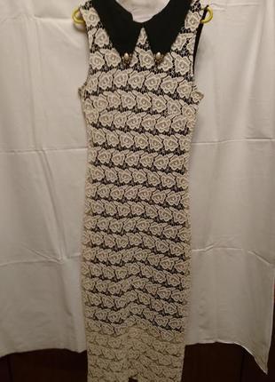 Красивенное  ажурное платье на подкладке