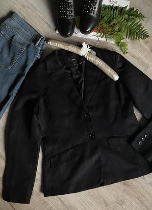 Чорний якісний піджак h&m 42р.льон жакет