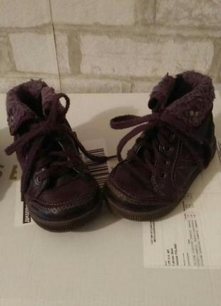 Ботинки чуботи для дитини для дівчинки унісекс для хлопчика взуття на осінь демісезонні ботинки1 фото