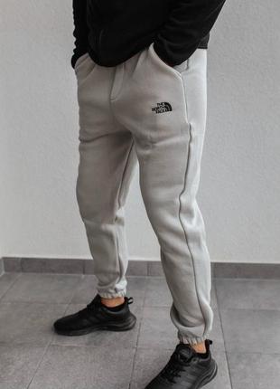 Чоловічі штани adidas10 фото