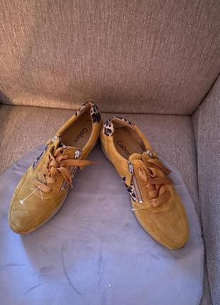 Классные кроссовки, gabor!