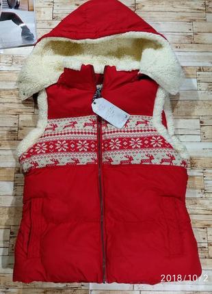 Тёплая жилетка с капюшоном blonde+blonde