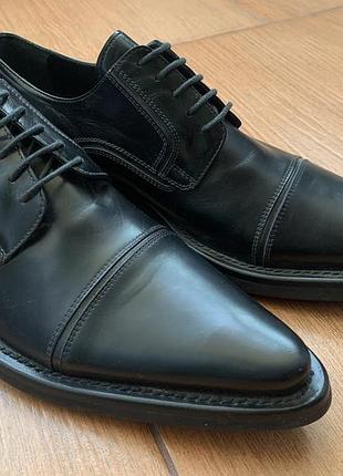Шкіряні чоловічі туфлі