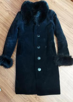 Пальто зимове з хутром