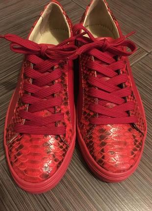 Кеды из натуральной кожи