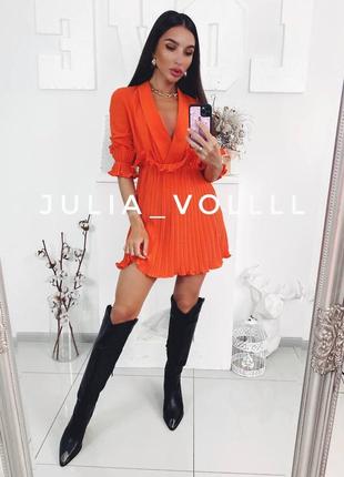 Сукня з плісированою спідницею plt, prettylittlething