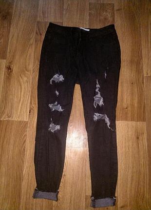 Джинсы фирменные бойфренд рваные