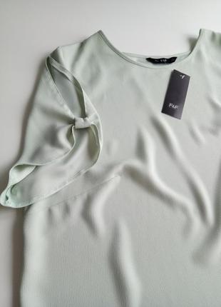Шикарная однотонная блуза из струящейся ткани пастельного цвета