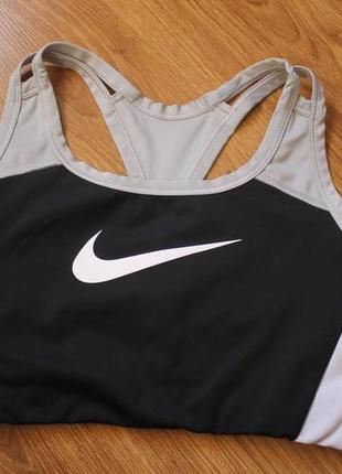 Спортивный топ бра nike dri-fit