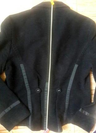 Велюровый черный жакет пиджак с лентами. черный. короткий. next. румыния4 фото