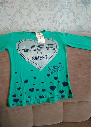 Дуже красива нарядна кофточка для дівчинки.