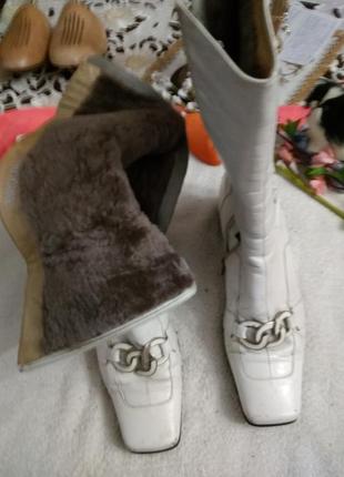 Чоботи зимові.