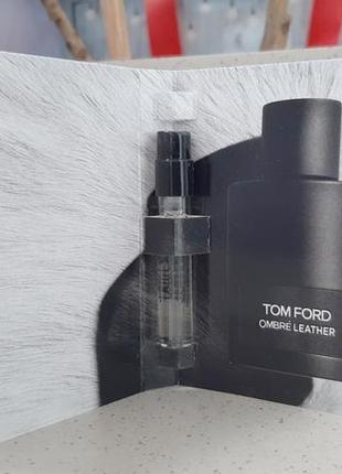 Tom ford ombre leather💥оригинал миниатюра пробник mini vial spray 1,5 мл книжка7 фото