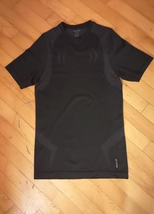 Термобілизна футболка р. m-l, kipsta