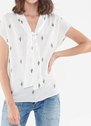 Трендова модочна блуза топ з кактусами французького бренду le temps does cerises6 фото
