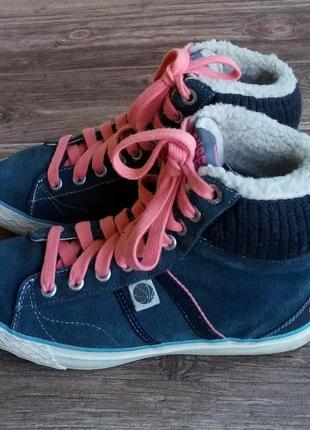 Кеды сникерсы superdry. размер 37. замша.