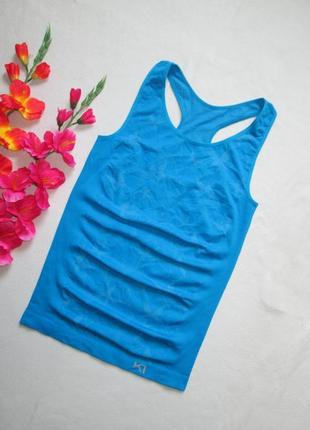 Спортивная бесшовная майка борцовка норвежского бренда принт бабочки kari traa