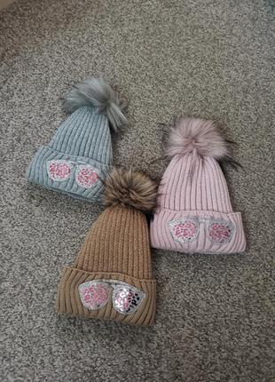 Теплі зимові шапки для дівчинки