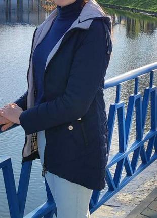 Курточка жіноча синя аодовжега по фігурі з капюшоном
