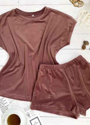 Плюшевый костюм. плюшевая пижама. плюшевая футболка та шорты