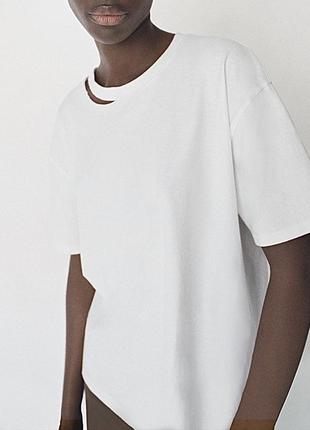 Біла футболка зара zara белая футболка с вырезом с разрезом