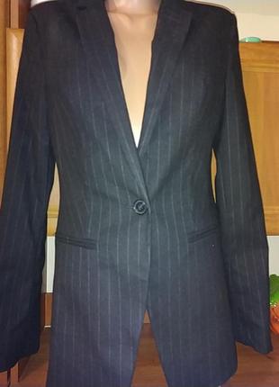 Піджак жіночий на підкладці.