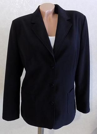 Піджак на гудзиках з кишенями чорний красивий фірмовий kingfield розмір 48-50