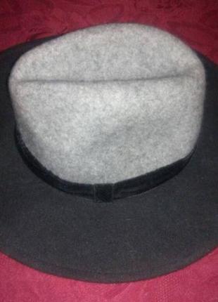 Крутая модная шляпа серо чёрная1 фото