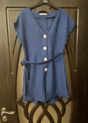 Шикарний, комбінізончик, на літо, з шортиками, темно синього кольору 100% льон👌