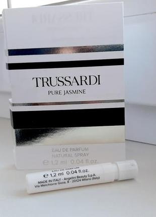 Trussardi pure jasmine💥оригинал миниатюра пробник mini spray 1,2 мл книжка9 фото