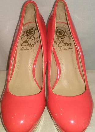 Туфли классические  для  моделей