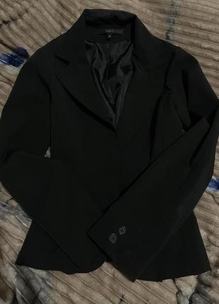 Брендовий піджак celyn b.