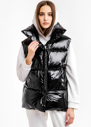 Жилетка жіноча пухова, колір чорний глянець