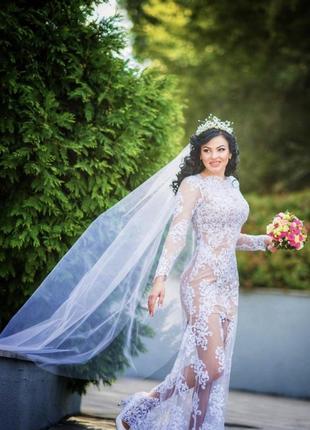 Весільна сукня мереживна прозора вся розшита бісером і перлинами