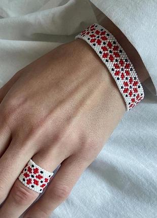 Колечко з бісеру <<вишиванка>>