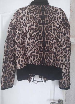 Курточка леопардовый принт2 фото