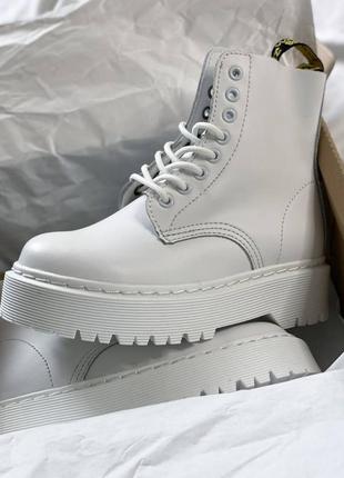 Dr.martens jadon total white женские ботинки доктор мартинс белые демисезон на осень весну распродажа скидка на высокой подошве1 фото