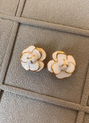 Серьги в стиле chanel