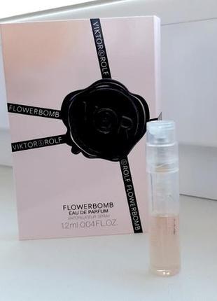 Viktor & rolf flowerbomb💥оригинал миниатюра пробник mini spray 1,2 мл книжка7 фото