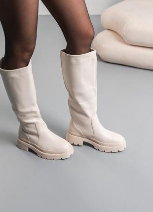 Стильні чоботи жіночі молочні на плоскій подошві демі,демісезонні осінні,весняні (осінь-весна 2022-2023)