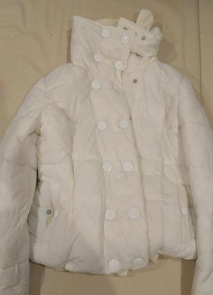 Белая куртка / пуховик демисезонный mango1 фото