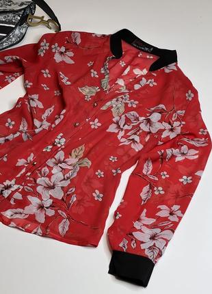 Блуза / сорочка у квіточку