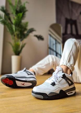 Жіночі кросівки nike air jordan retro 4 white cement / smb