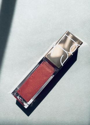 Nars afterglow lip shine gloss сияющий блеск для губ в оттенке orgasm