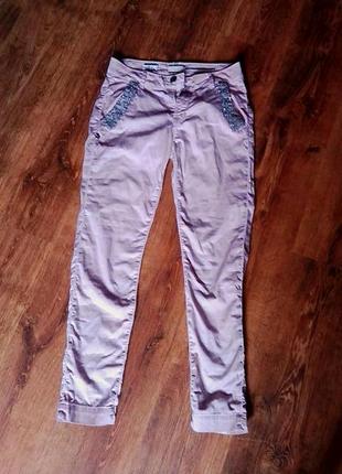 Нюдовые джинси