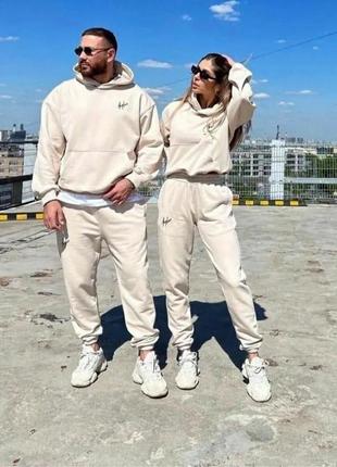 Спорт костюм