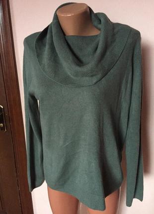 Кофта ,з об'ємним горлом,мега приємна до тіла груди 46-54,колір олива.