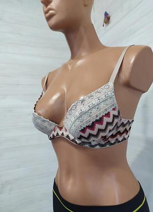 Бюстик с пушапом 65-70 а-в