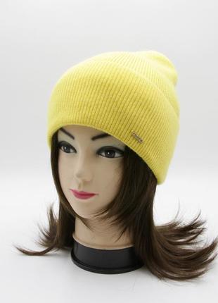 Стильная женская демисезонная шапка odissey мак с отворотом молодежная желтая осенняя / зимняя1 фото